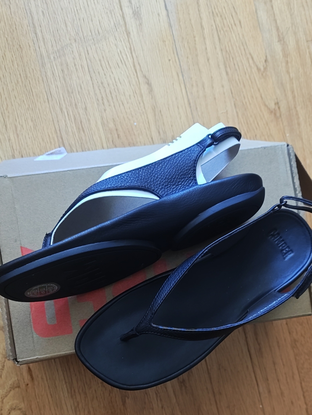 Brand New Camper Black Leather "Right Isla" Slingback Thong Sandals BNIB 8.5